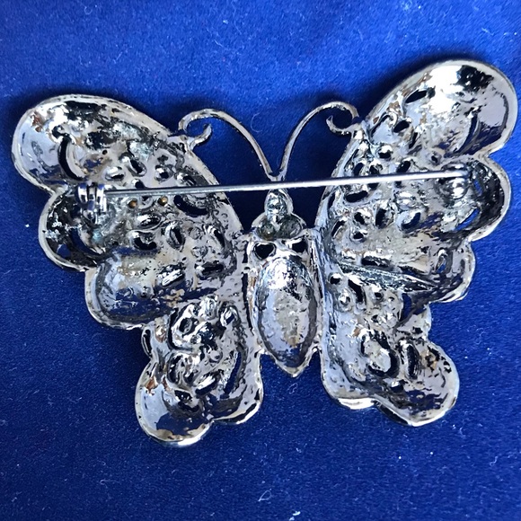 Vintage Butterfly Brooch - Picture 3 of 3